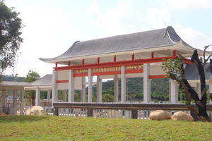 校园正门实景